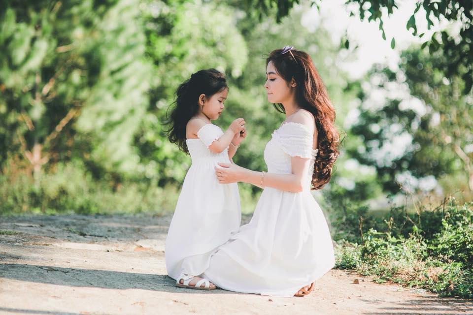 Bộ ảnh mẹ và con gái