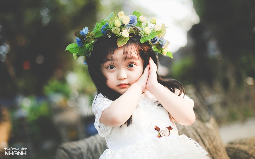 Hình bé gái đáng yêu