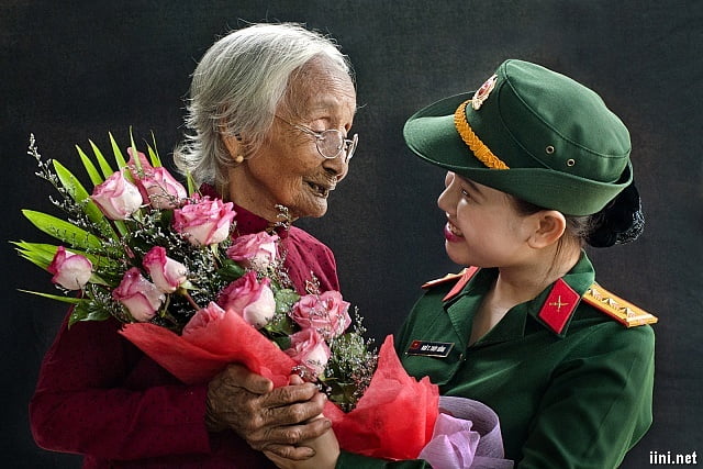 Hình ảnh đẹp mẹ Việt Nam anh hùng