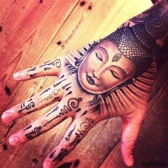 Ảnh bàn tay Phật xăm ý nghĩa