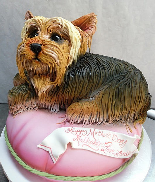 Chiếc bánh sinh nhật hình chú chó ngộ nghĩnh