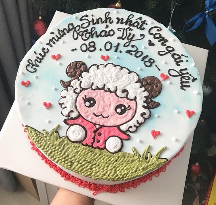 Cô bé cừu ngộ nghĩnh trên chiếc bánh sinh nhật tặng con gái