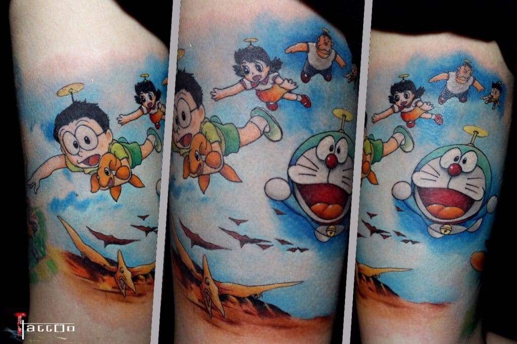 Hình tattoo Doraemon và những người bạn ở đùi