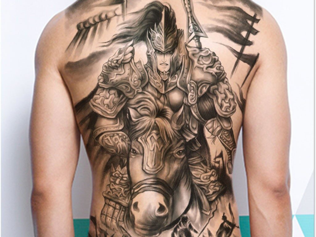 Hình tattoo Triệu Vân kín lưng
