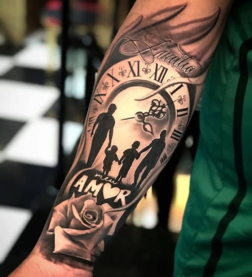Hình tattoo ý nghĩa về gia đình trên cánh tay