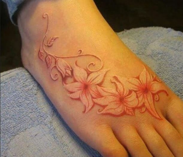 Kiểu tattoo nhành hoa ở chân đẹp ngẩn ngơ