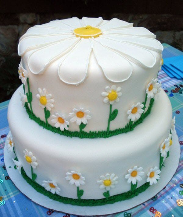 Mẫu bánh tạo hình hoa cúc trắng đặc sắc