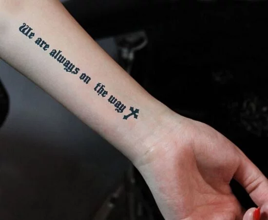 Mẫu xăm chữ ở tay đẹp