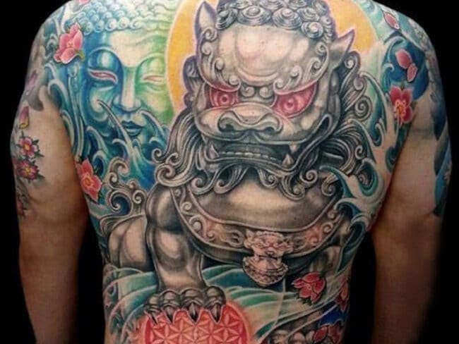 Mẫu xăm tattoo kỳ lân phía sau lưng