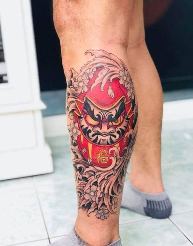 Tattoo daruma ở chân ấn tượng