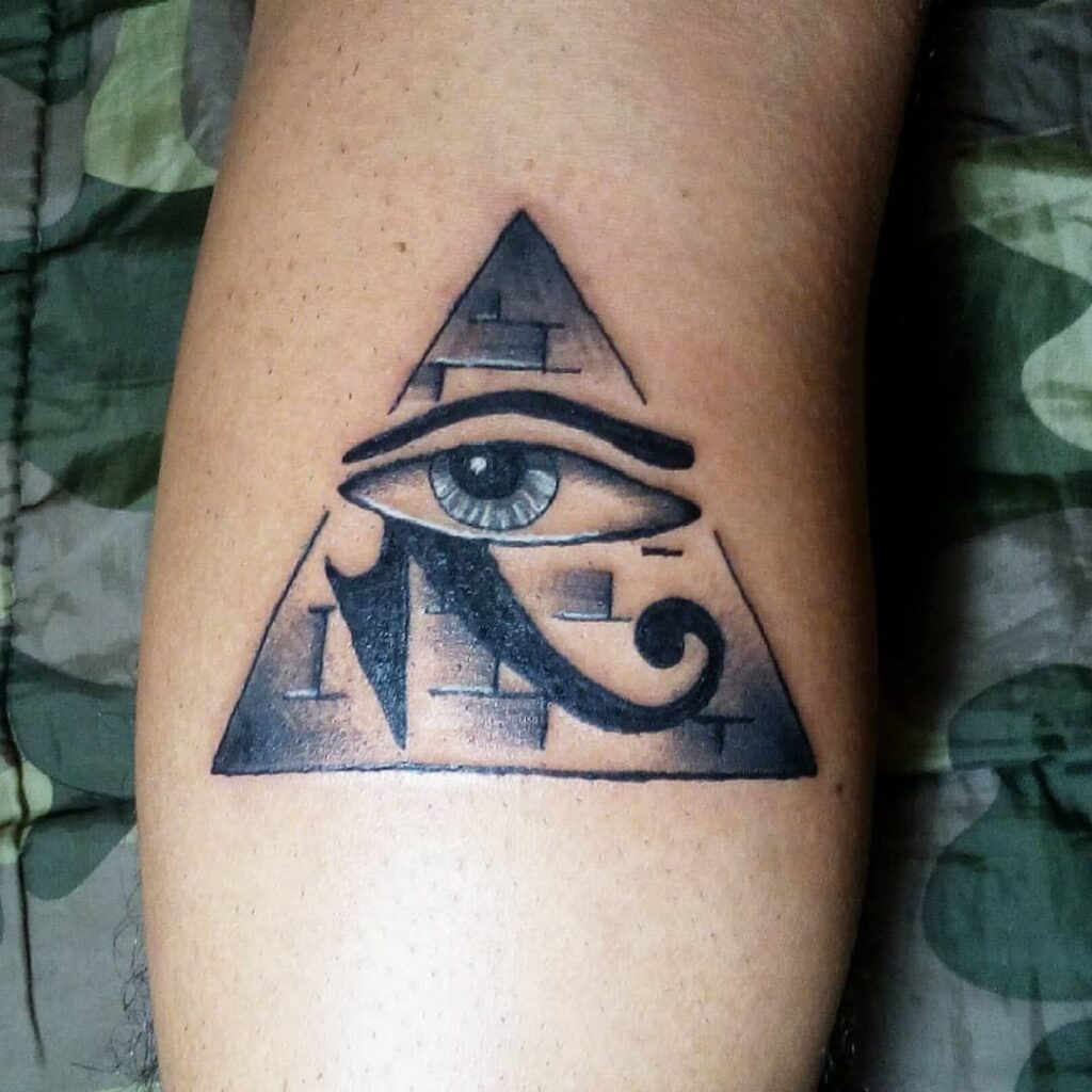 Tattoo mắt thần horus kỳ bí và sắc sảo