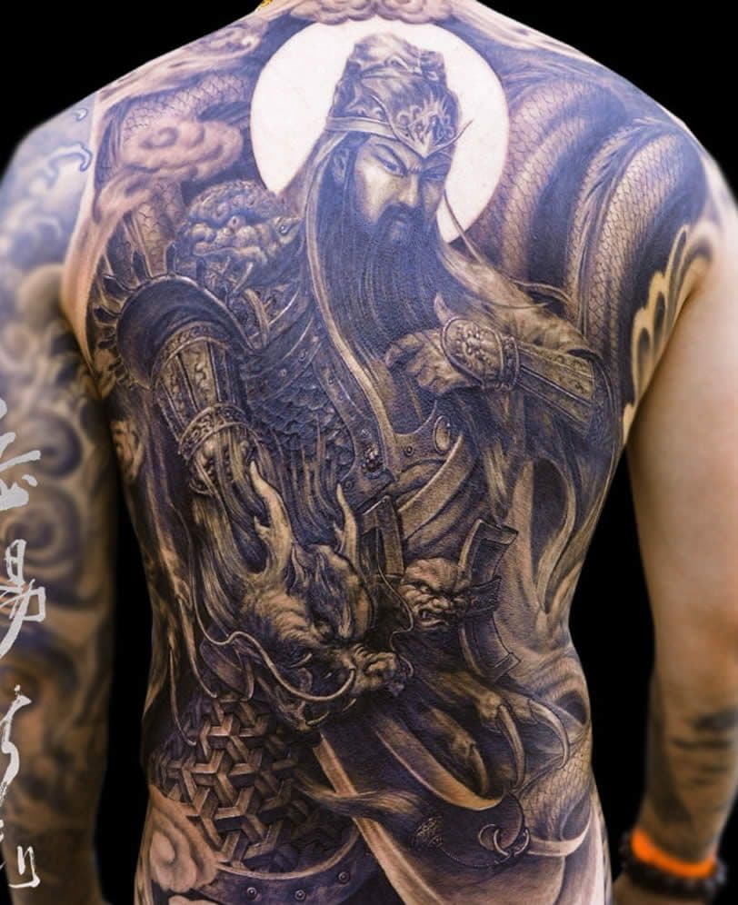Tattoo quan công được khắc họa xuất sắc trên lưng