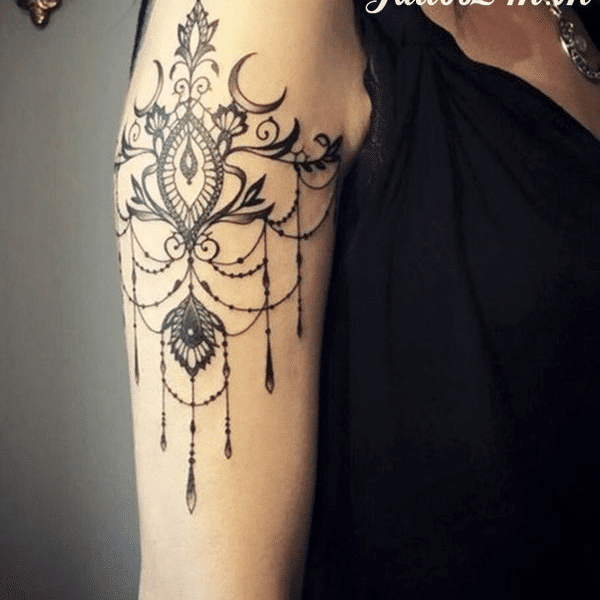 Tattoo xǎm ở bắp tay đẹp cho nữu
