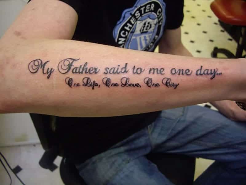 ảnh tattoo chữ về cha trên cánh tay