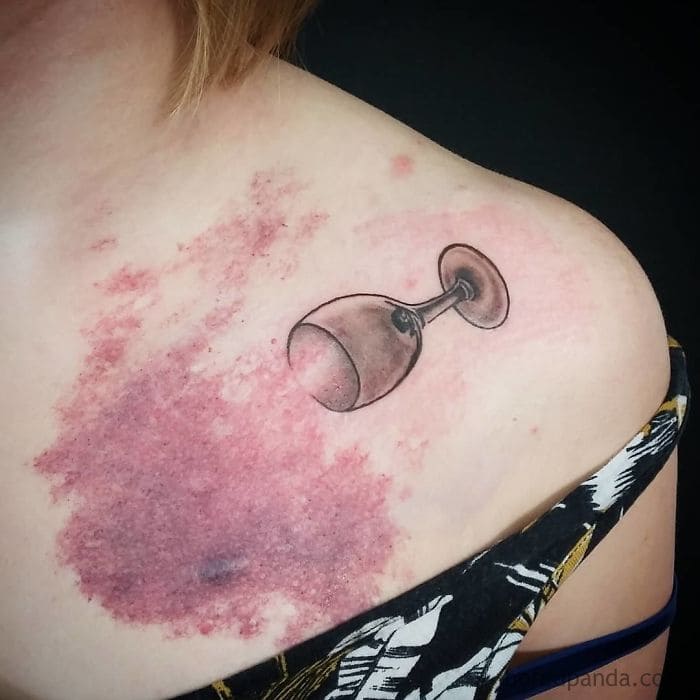 hình tattoo che sẹo ở ngực