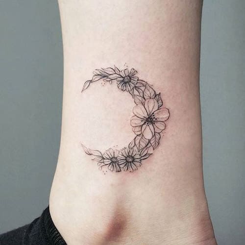 hinh tattoo mặt trăng hoa cách điệu