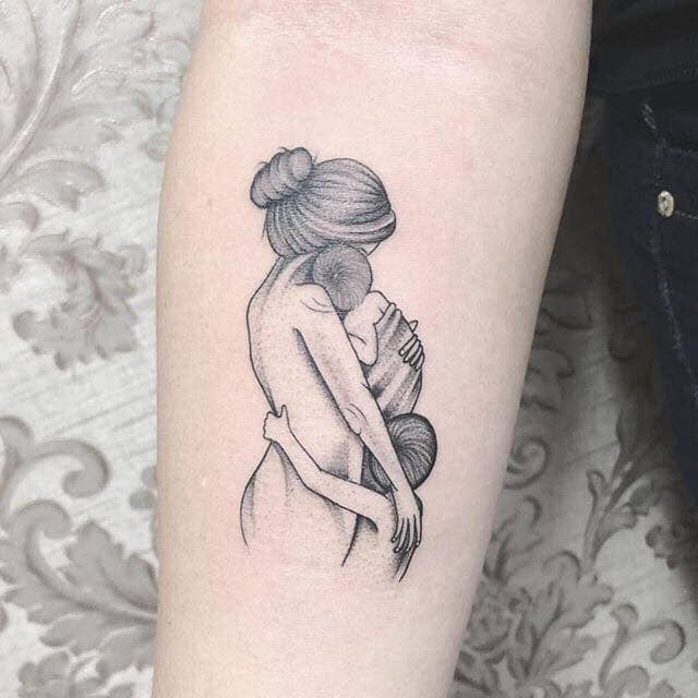Tattoo mẹ bồng con   Xăm Hình Nghệ Thuật  Facebook