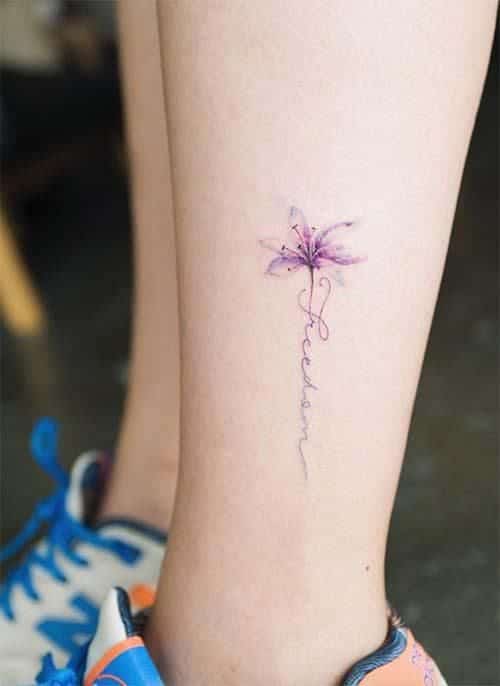 Xăm tattoo mini trên bắp chân con gái
