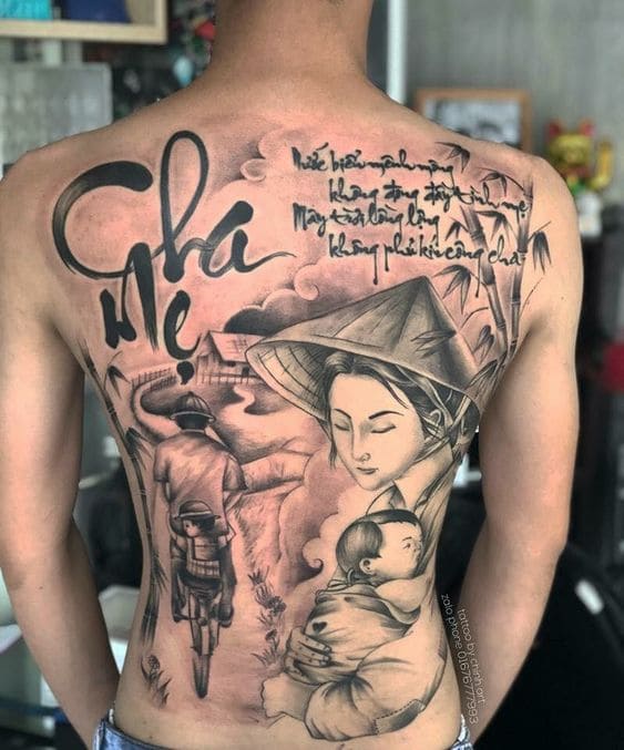 mẫu tattoo về mẹ trên lưng