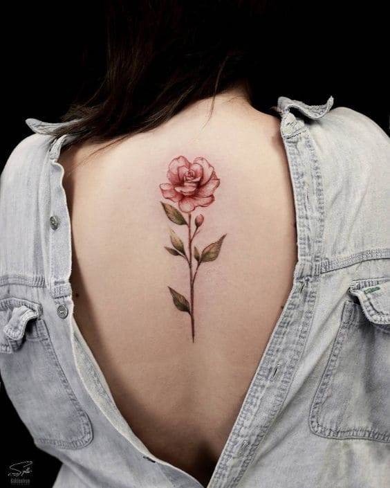 tattoo hὶnh hoa hồng ở lưng đẹp