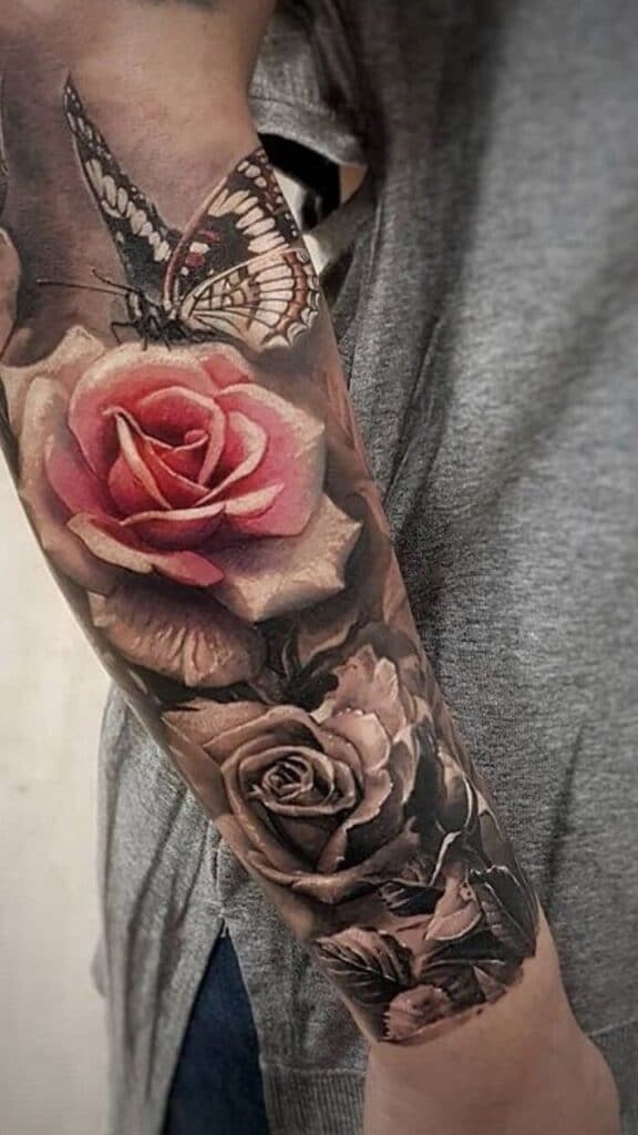 Ảnh tattoo hoa hồng và cánh bướm ở cánh tay đẹp