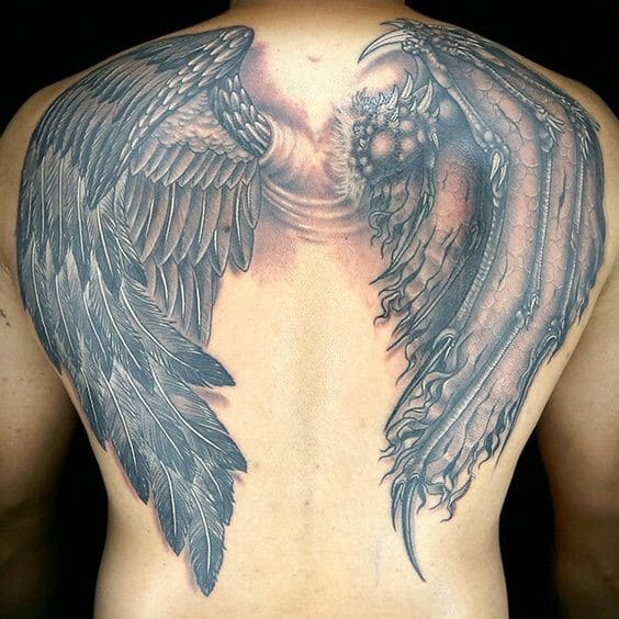 Chân thực và sắc sảo với mẫu tattoo cánh thiên thần và ác quỷ