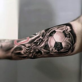 Gửi bạn tattoo ấn tượng và độc đáo về bóng đá