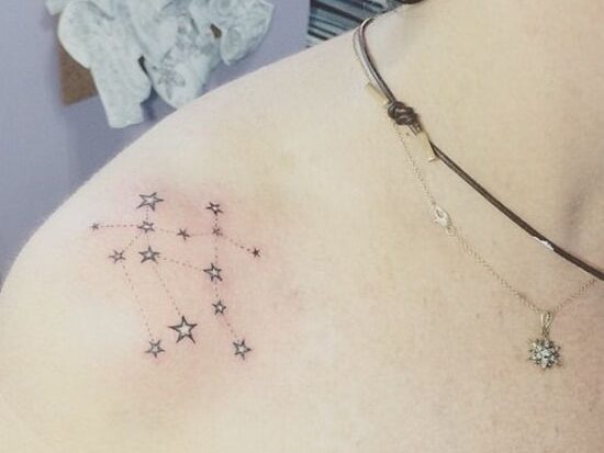 Hình tattoo chòm sao Song Tử