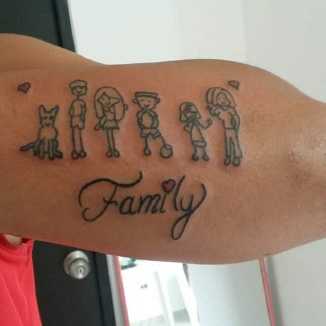 Hình tattoo gia đình 5 người