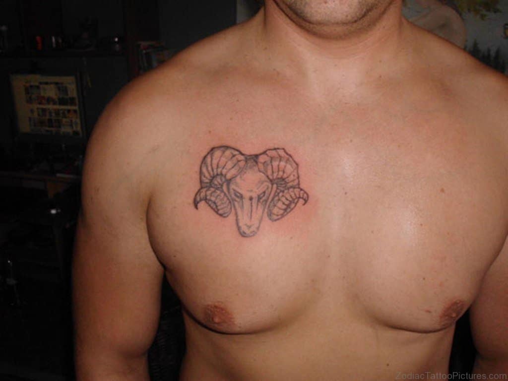 Hình tattoo hợp cung Bạch Dương trên ngực nam