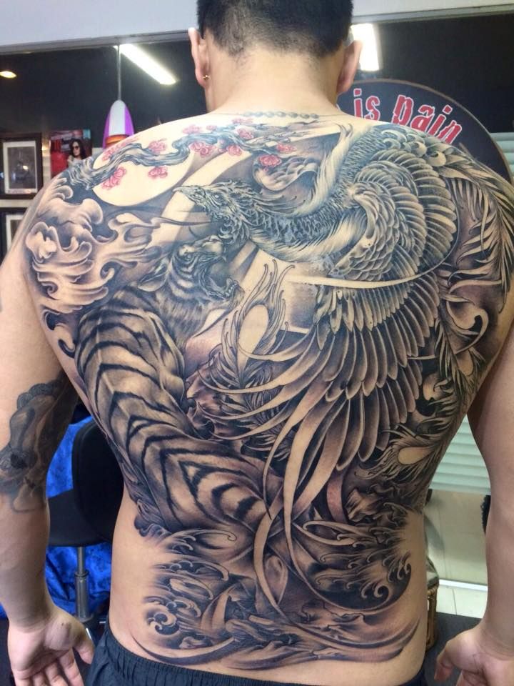 Hình tattoo phượng kín lưng đẹp chất
