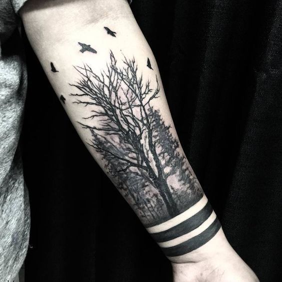 Hình tattoo rừng thông ở tay