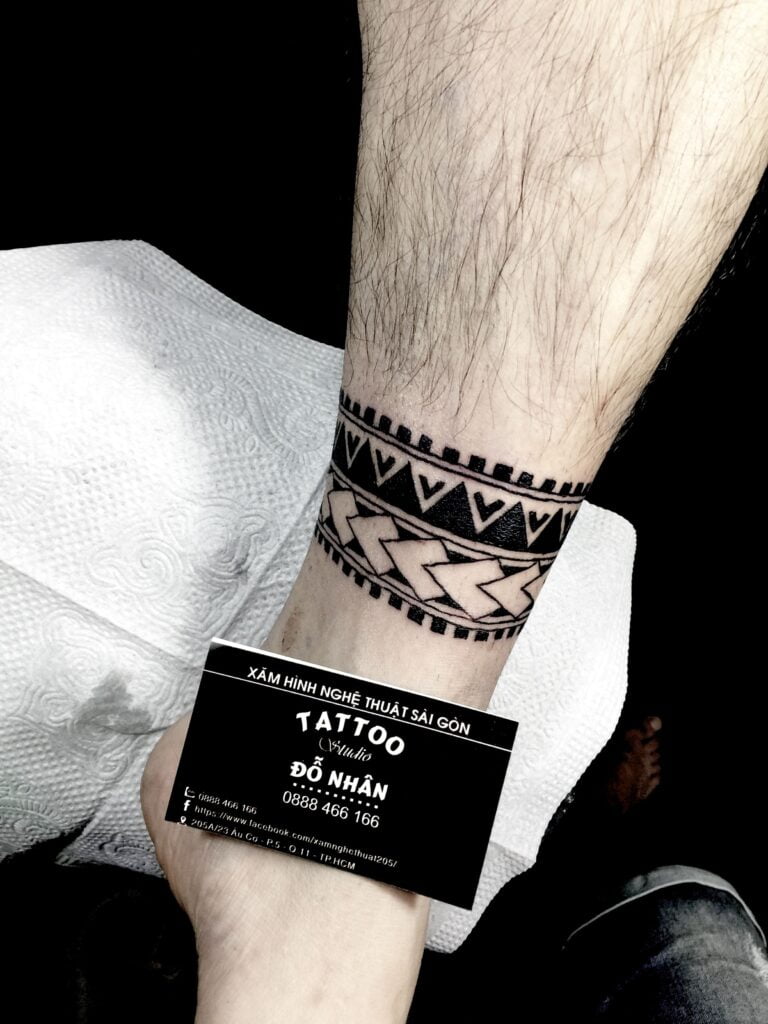 Hình tattoo vòng chân hoa văn đẹp
