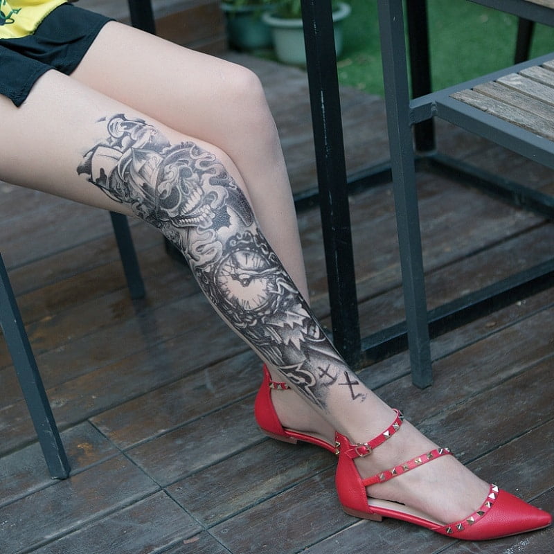 Kiểu tattoo cá tính và sành điệu cho nữ ở chân