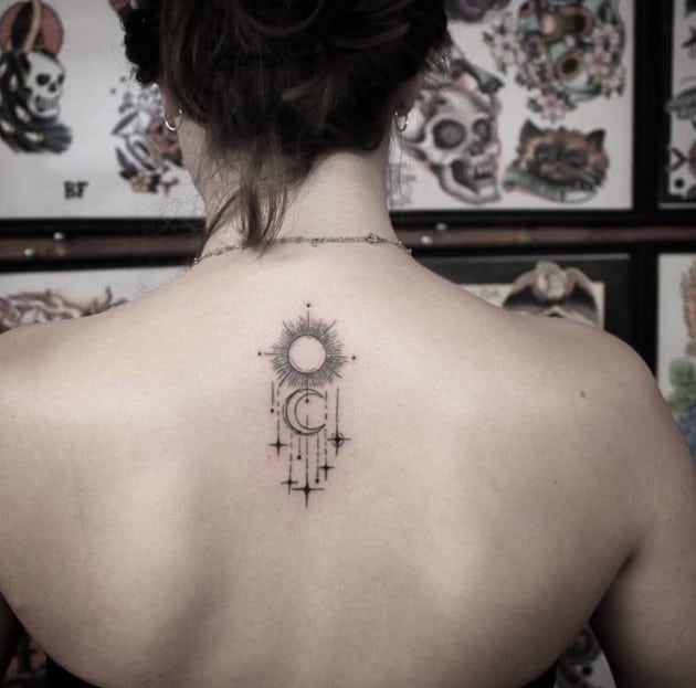 Kiểu tattoo mặt trăng và mặt trời chứa đựng nhiều ý nghĩa về cuộc sống