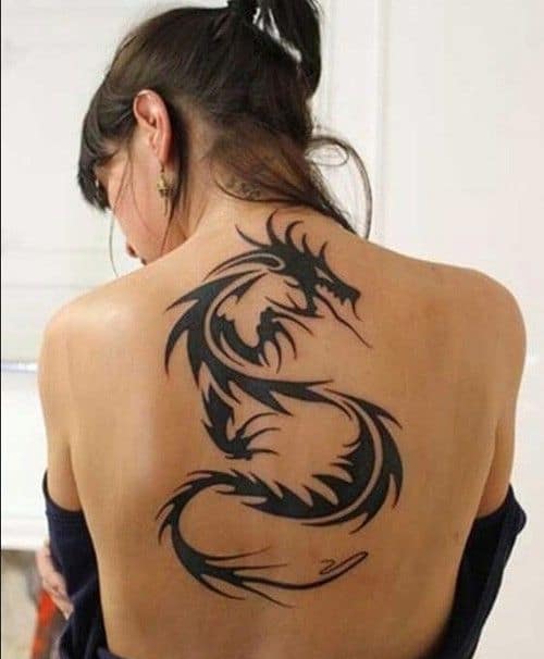 Kiểu tattoo rồng xương trên lưng quyến rũ cho nữ