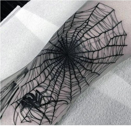 Ma mị và bí ẩn với tattoo mạng nhện