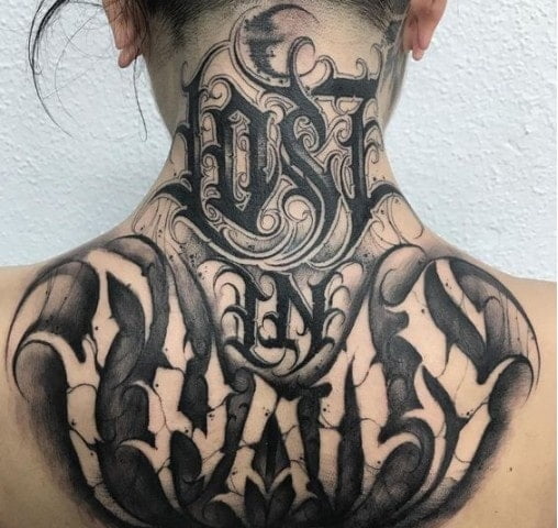Mẫu tattoo chữ kiểu không thể ngầu hơn
