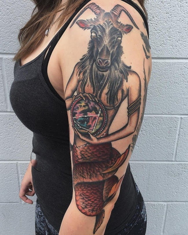 Mẫu tattoo đẹp cho nữ thuộc cung ma kết