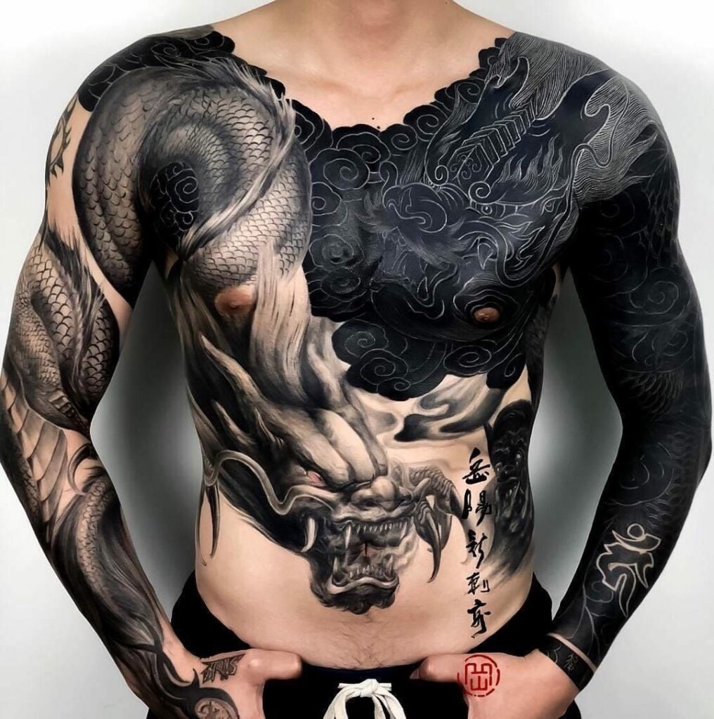 Mẫu tattoo full ngực và tay tuyệt đẹp