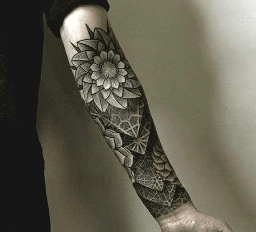 Mẫu tattoo hoa vӑꞑ ở cánh tay đẹp cho nam