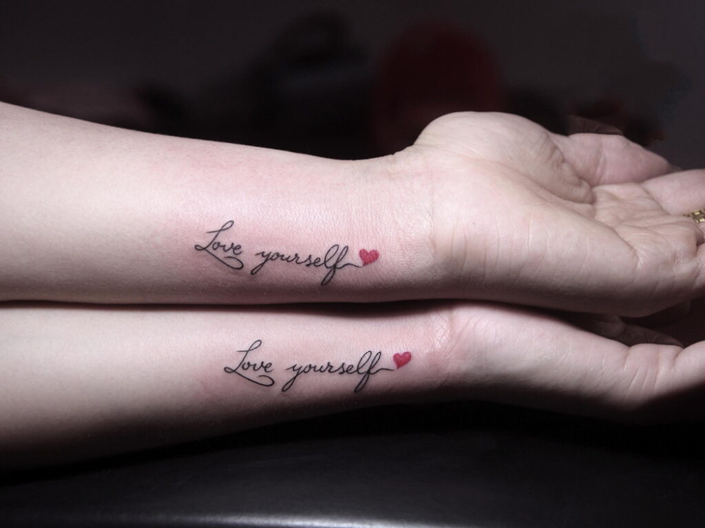 I love me more tattoo on the ankle  Tatuajes delicados femeninos  Tatuaje de olas Citas de tatuaje de antebrazo