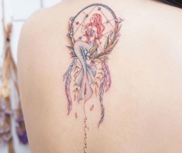 Mê mẩn mẫu tatoo nàng tiên cá sau lưng tuyệt đẹp