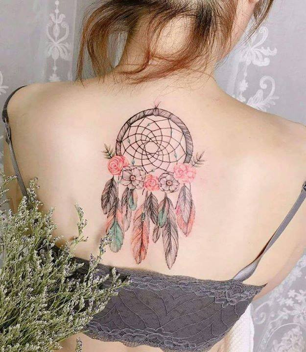 Những mẫu tattoo chuông gió cực đẹp cho nữ sau lưng
