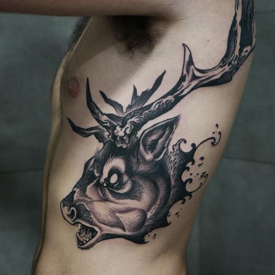 Sắc sảo và mạnh mẽ với tattoo con hươu cho phái mạnh