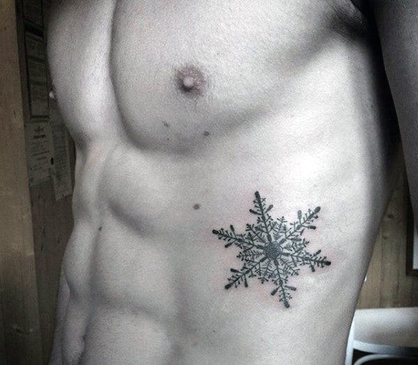 Tattoo bông hoa tuyết mạnh mẽ cá tính