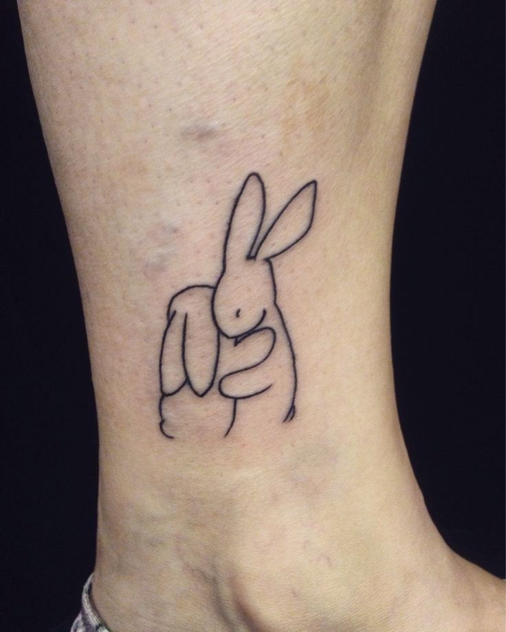 Tattoo con thỏ mini nhỏ xinh