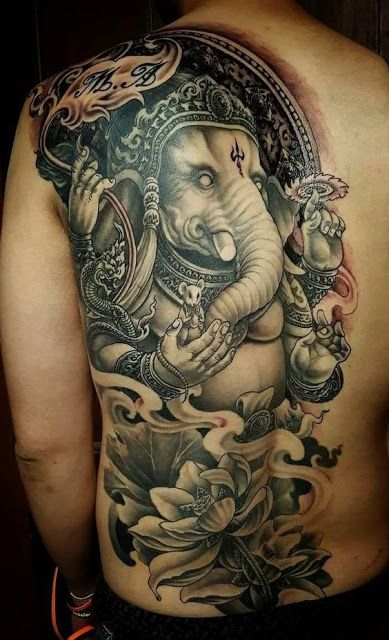 Tattoo con voi thần to trên lưng