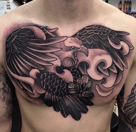 Tattoo đại bàng full ngực