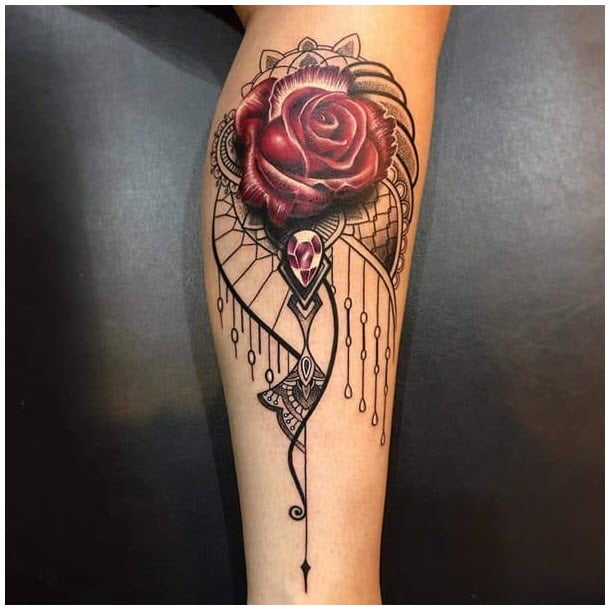 Tattoo hoa hồng nửa tay nữ